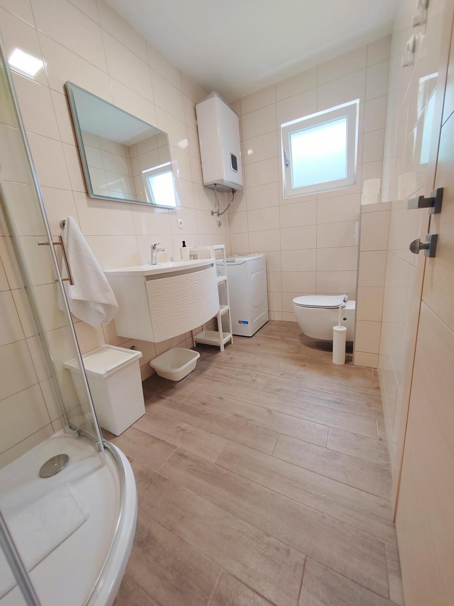 L&l 1 Appartement *