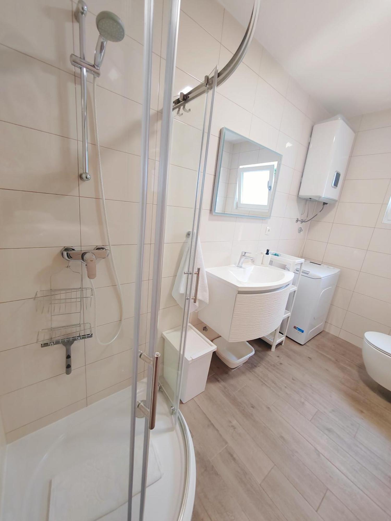 L&l 1 Appartement Bol